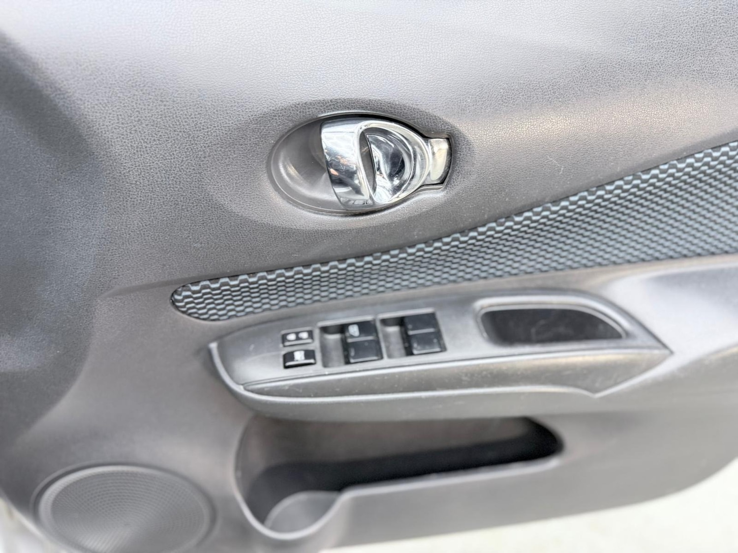 Used Nissan Note 2013 for sale - 76340098: Photo 69
