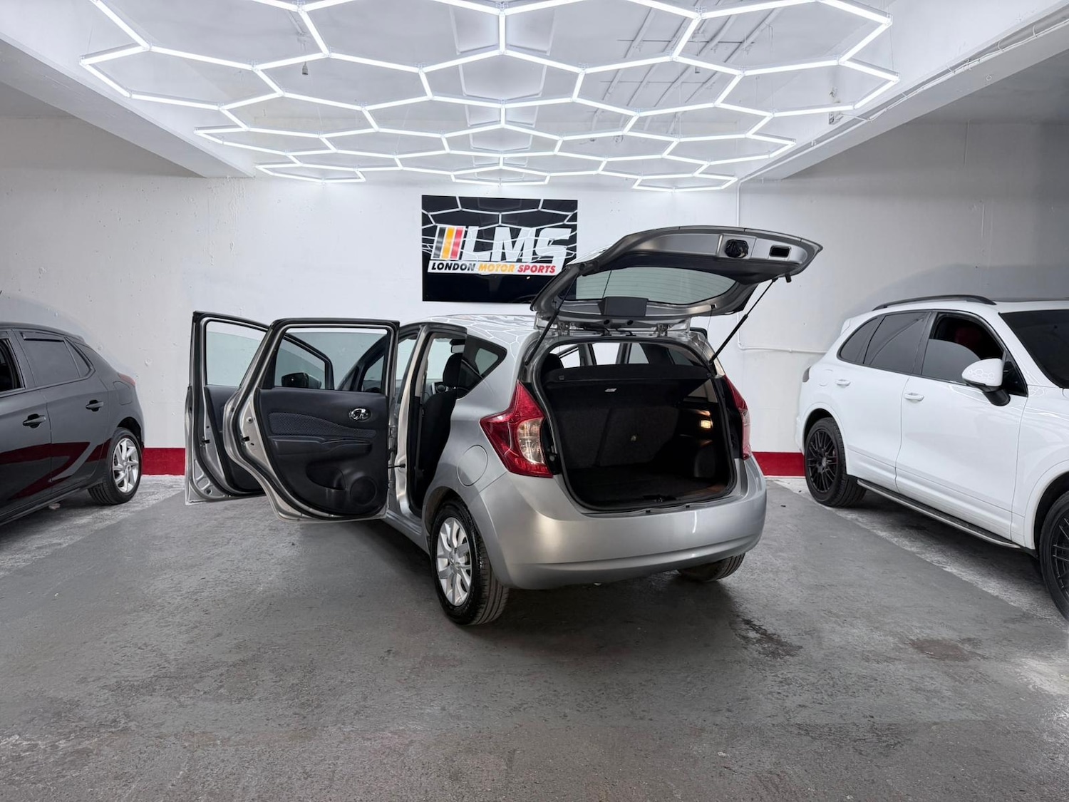 Used Nissan Note 2013 for sale - 76340098: Photo 94