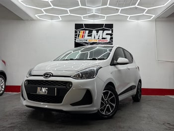 Used Hyundai i10 2018 for sale - 79583207: Photo