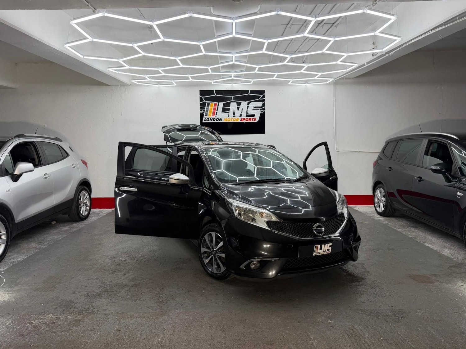 Used Nissan Note 2016 for sale - 76553928: Photo 25