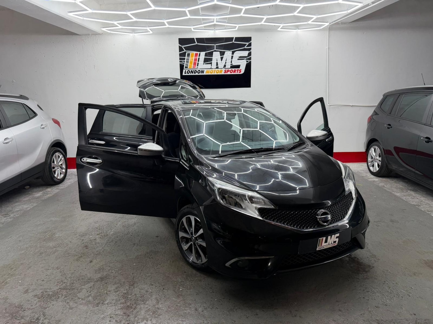 Used Nissan Note 2016 for sale - 76553928: Photo 28