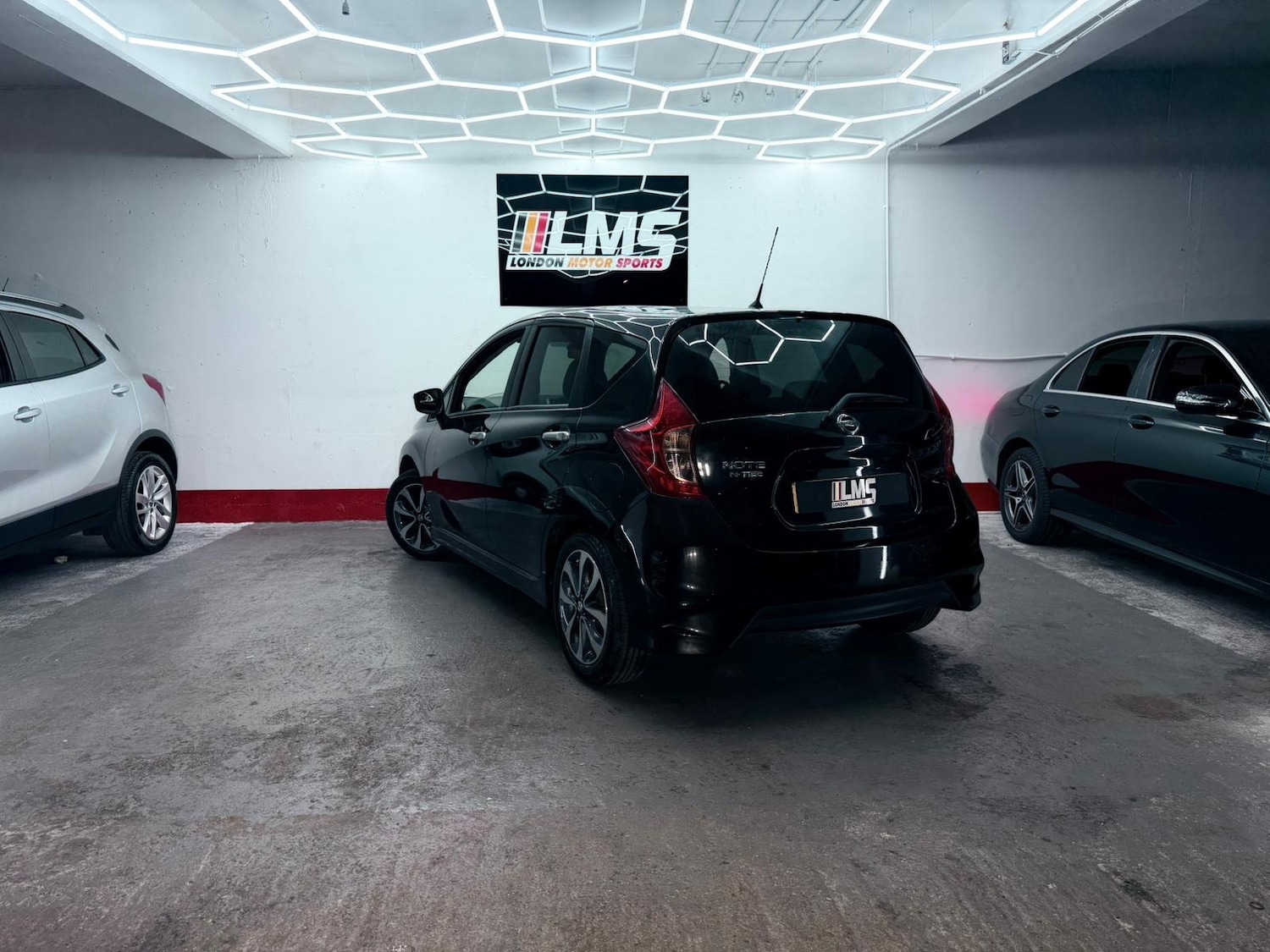 Used Nissan Note 2016 for sale - 76553928: Photo 85