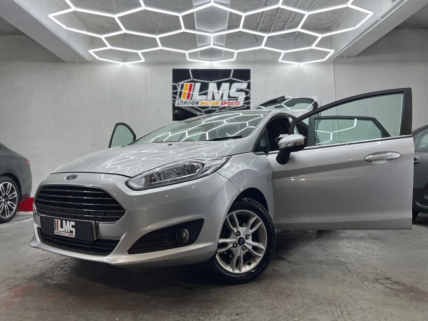 Used Ford Fiesta 2015 for sale - 77712975: Photo 17