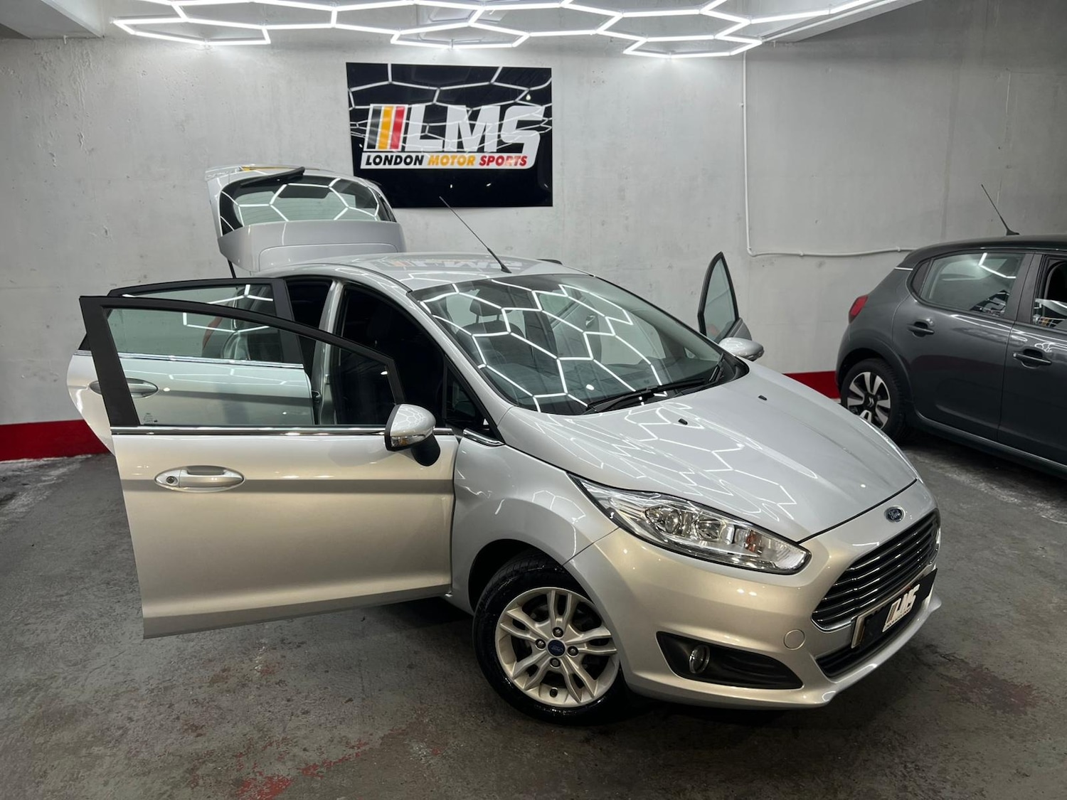Used Ford Fiesta 2015 for sale - 77712975: Photo 34