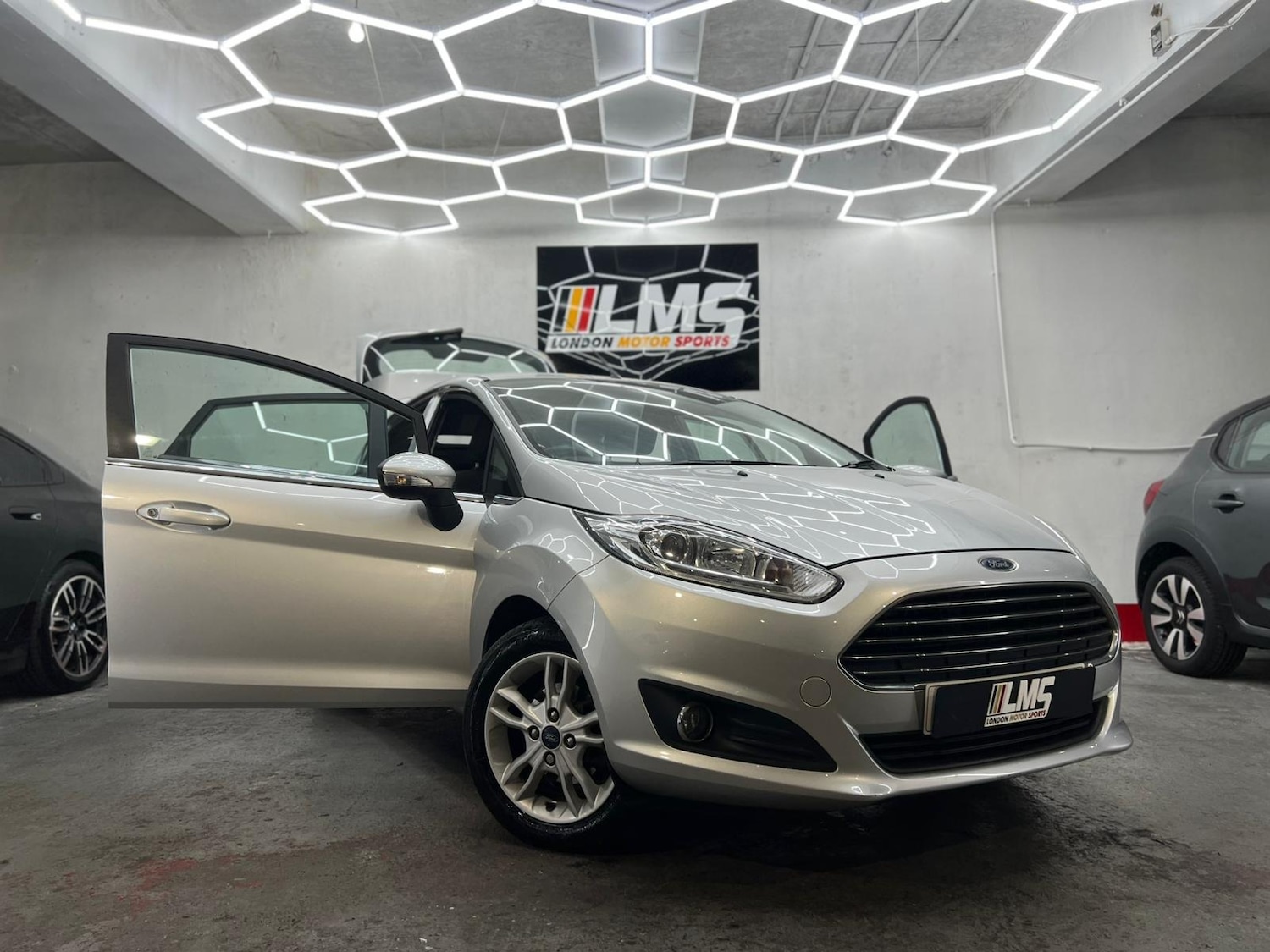Used Ford Fiesta 2015 for sale - 77712975: Photo 35