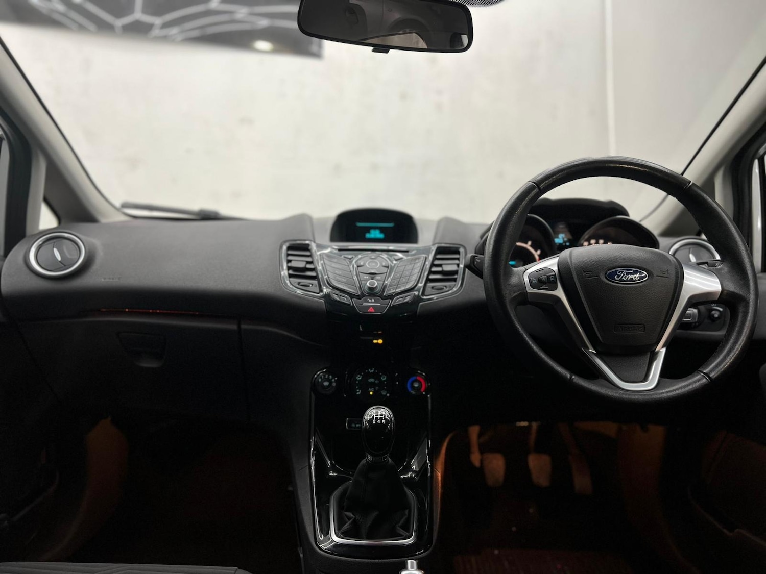 Used Ford Fiesta 2015 for sale - 77712975: Photo 41