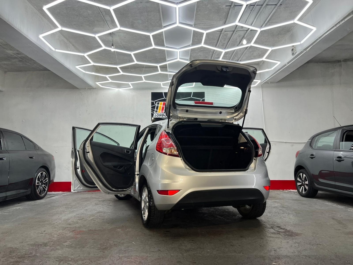 Used Ford Fiesta 2015 for sale - 77712975: Photo 64