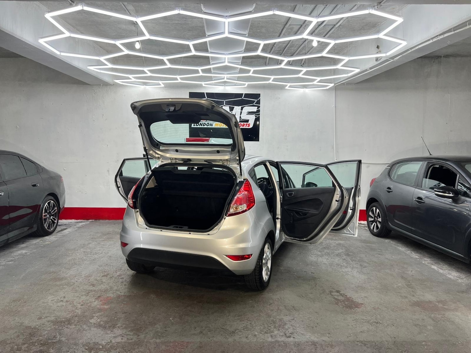 Used Ford Fiesta 2015 for sale - 77712975: Photo 76