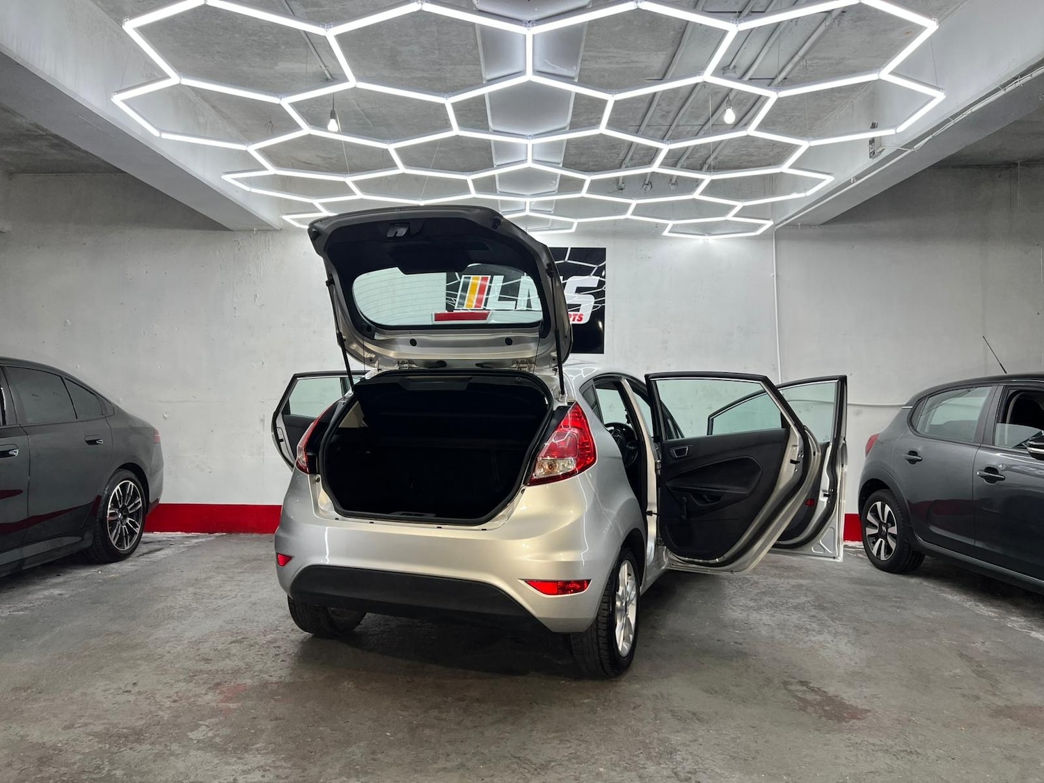 Used Ford Fiesta 2015 for sale - 77712975: Photo 78