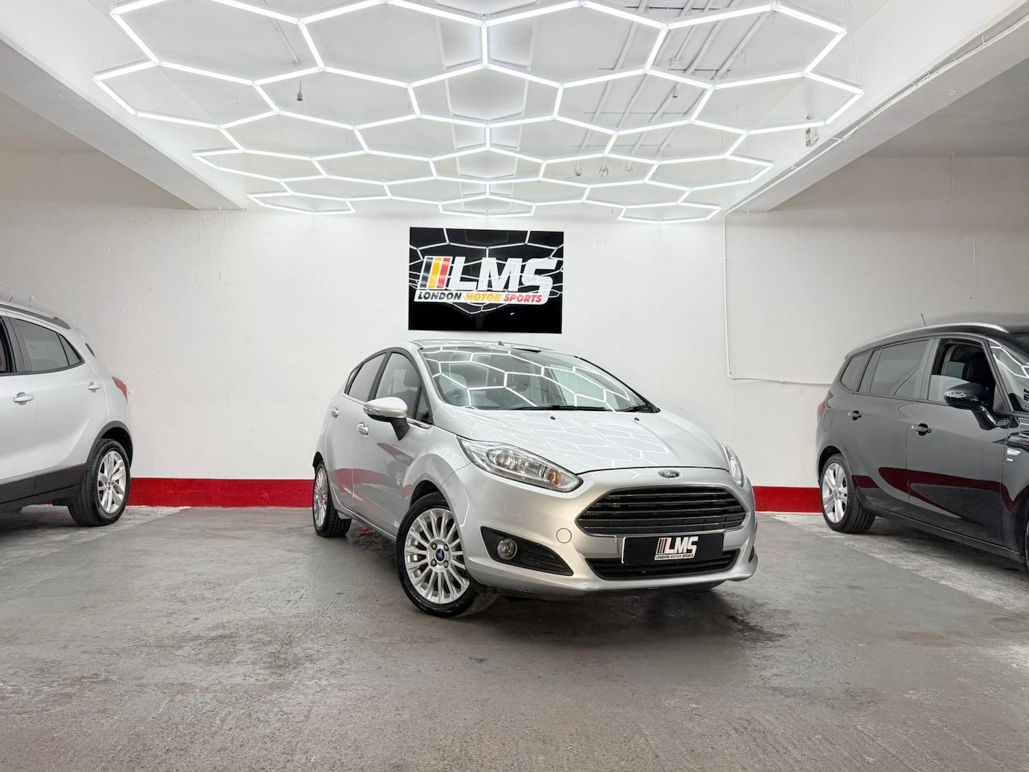 Used Ford Fiesta 2014 for sale - 76518554: Photo 16