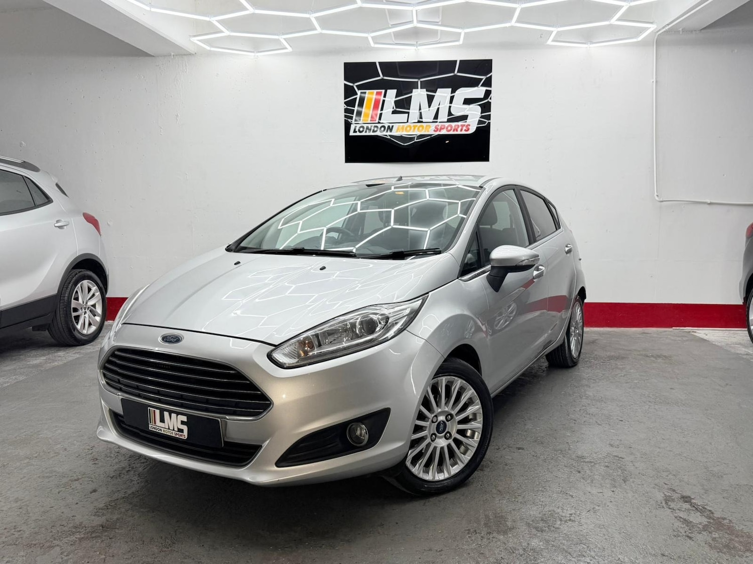 Used Ford Fiesta 2014 for sale - 76518554: Photo 5