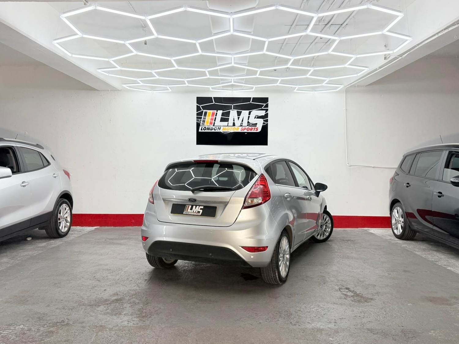 Used Ford Fiesta 2014 for sale - 76518554: Photo 64