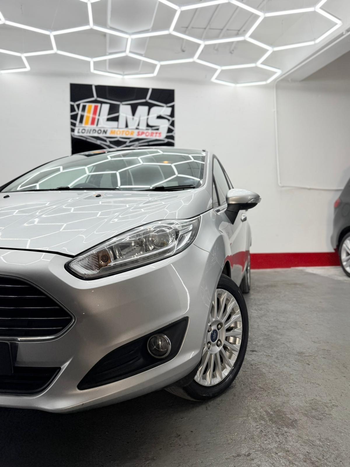 Used Ford Fiesta 2014 for sale - 76518554: Photo 7