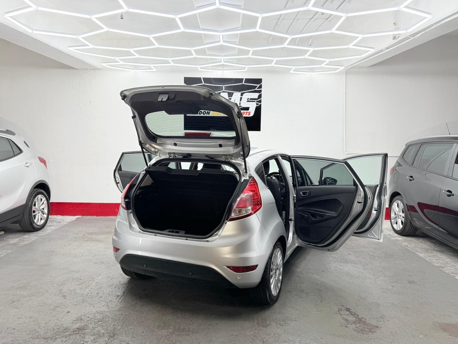 Used Ford Fiesta 2014 for sale - 76518554: Photo 78