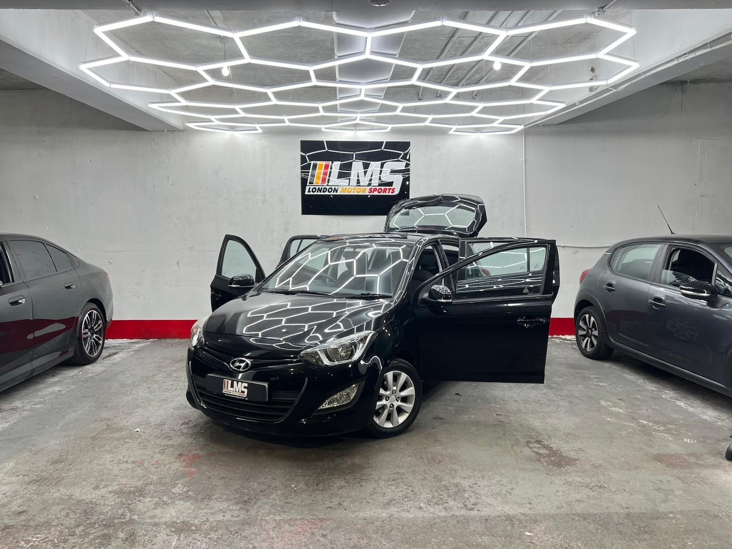 Used Hyundai i20 2012 for sale - 77988961: Photo 22