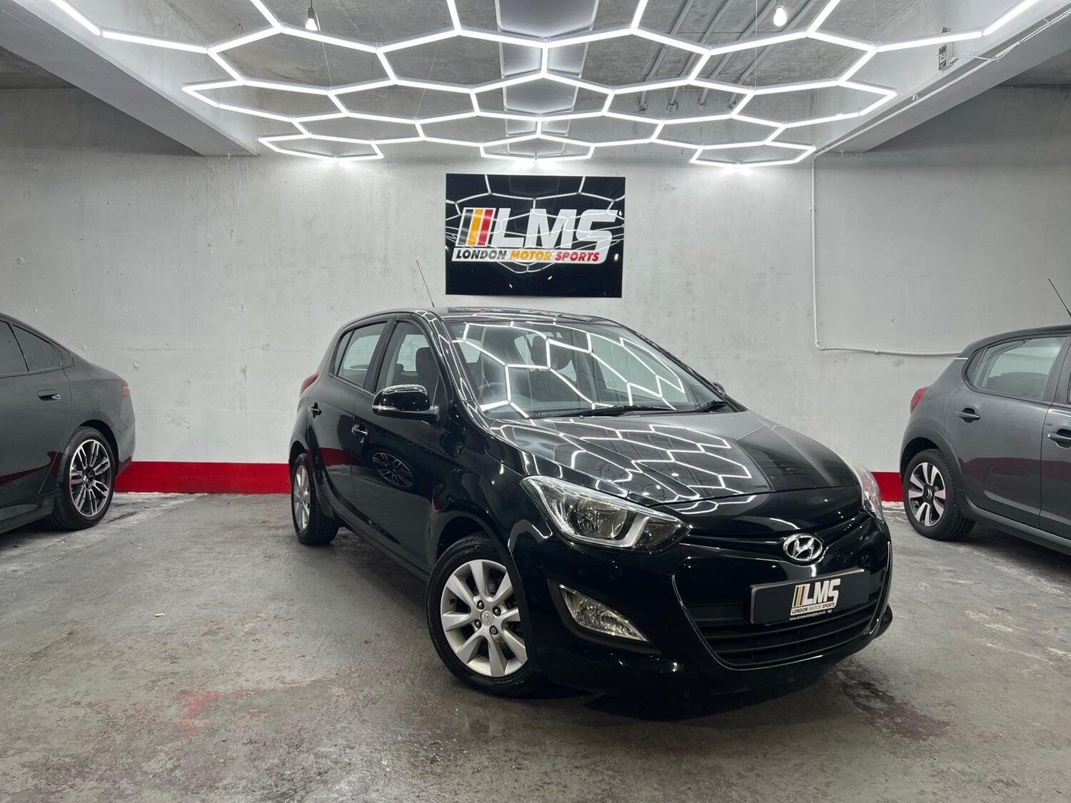 Used Hyundai i20 2012 for sale - 77988961: Photo 43