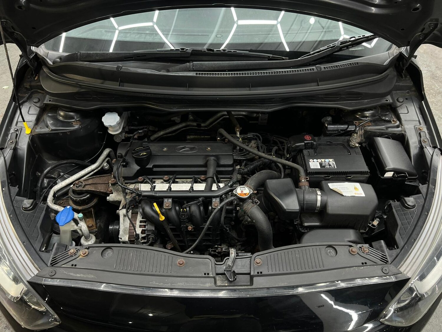 Used Hyundai i20 2012 for sale - 77988961: Photo 76