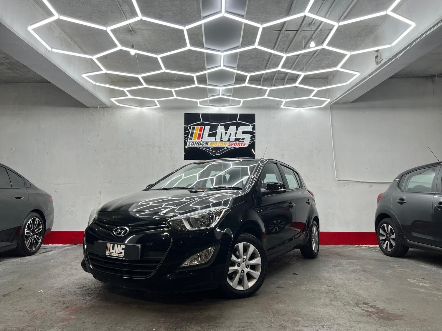 Used Hyundai i20 2012 for sale - 77988961: Photo 8