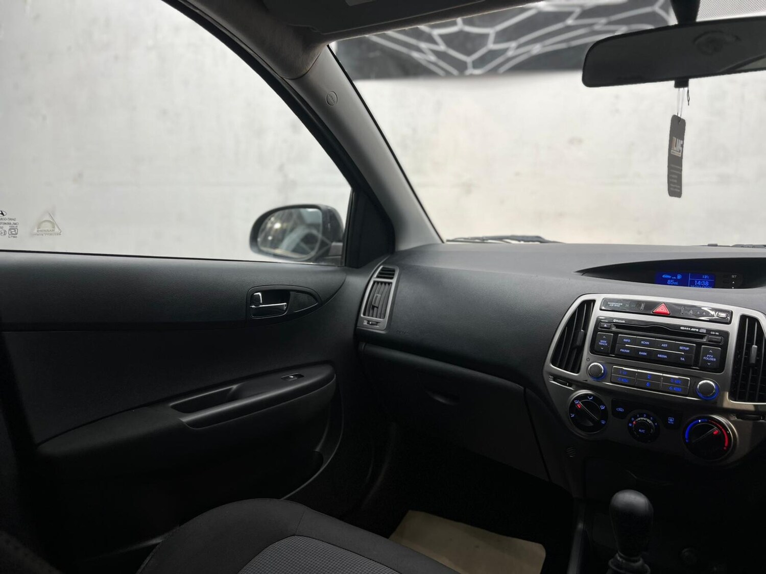 Used Hyundai i20 2012 for sale - 77988961: Photo 92