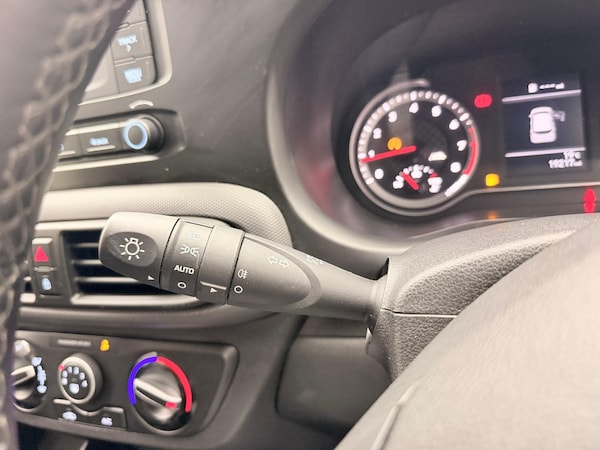Used Hyundai i10 2022 for sale - 75512825: Photo 27