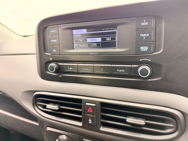 Used Hyundai i10 2022 for sale - 75512825: Photo 30