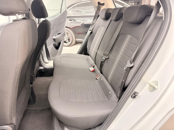 Used Hyundai i10 2022 for sale - 75512825: Photo 40