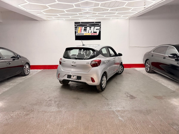 Used Hyundai i10 2022 for sale - 75512825: Photo 42