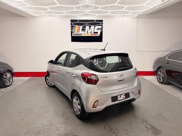 Used Hyundai i10 2022 for sale - 75512825: Photo 52