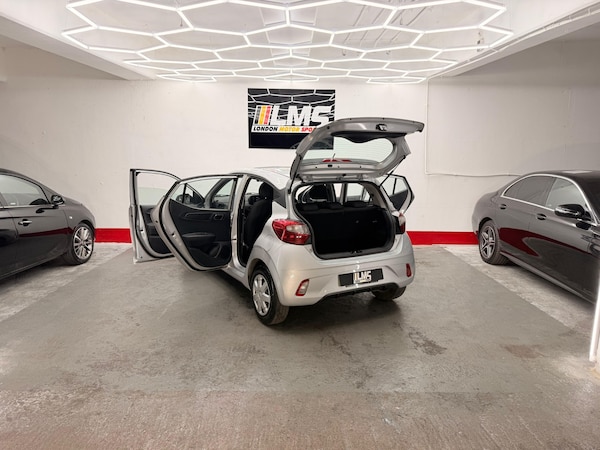 Used Hyundai i10 2022 for sale - 75512825: Photo 57
