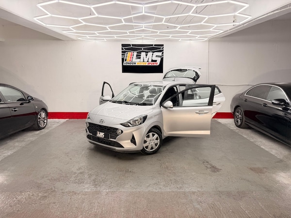 Used Hyundai i10 2022 for sale - 75512825: Photo 8