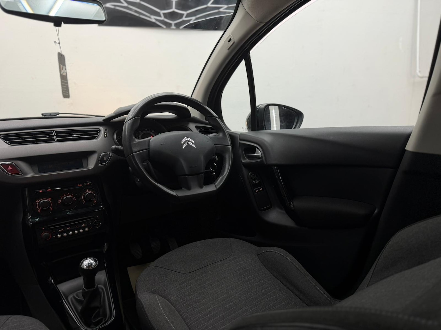 Used Citroen C3 2015 for sale - 77112799: Photo 35
