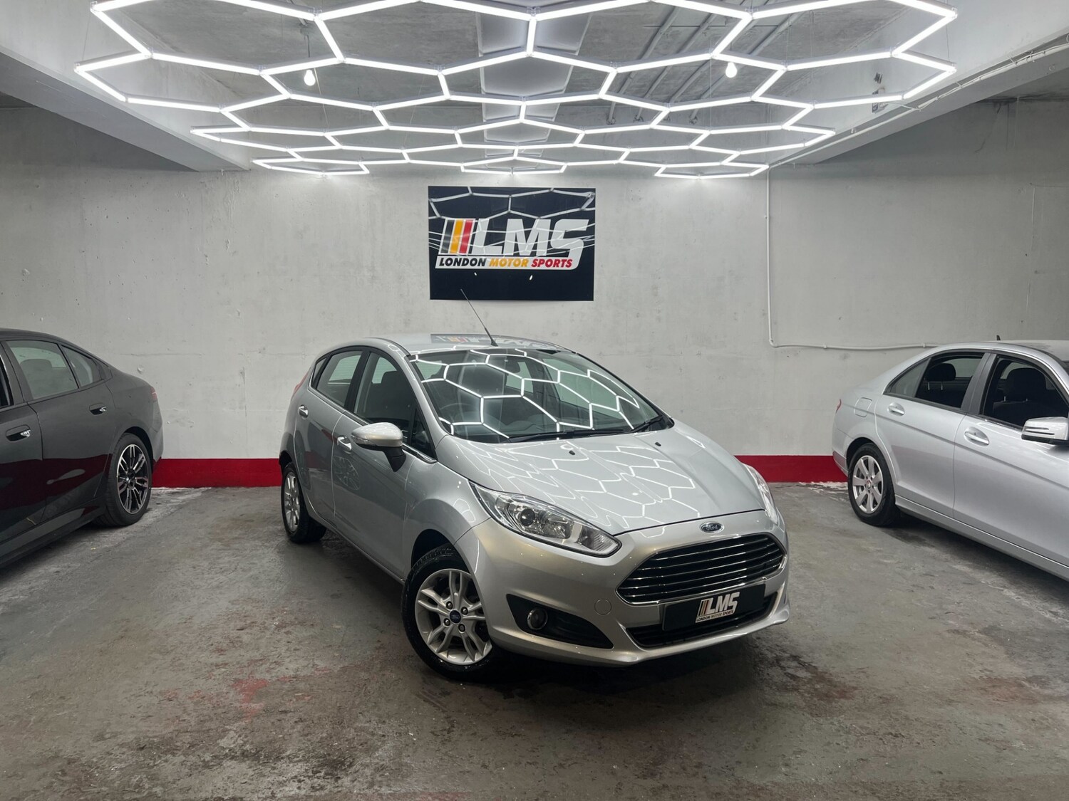Used Ford Fiesta 2014 for sale - 78152773: Photo 32