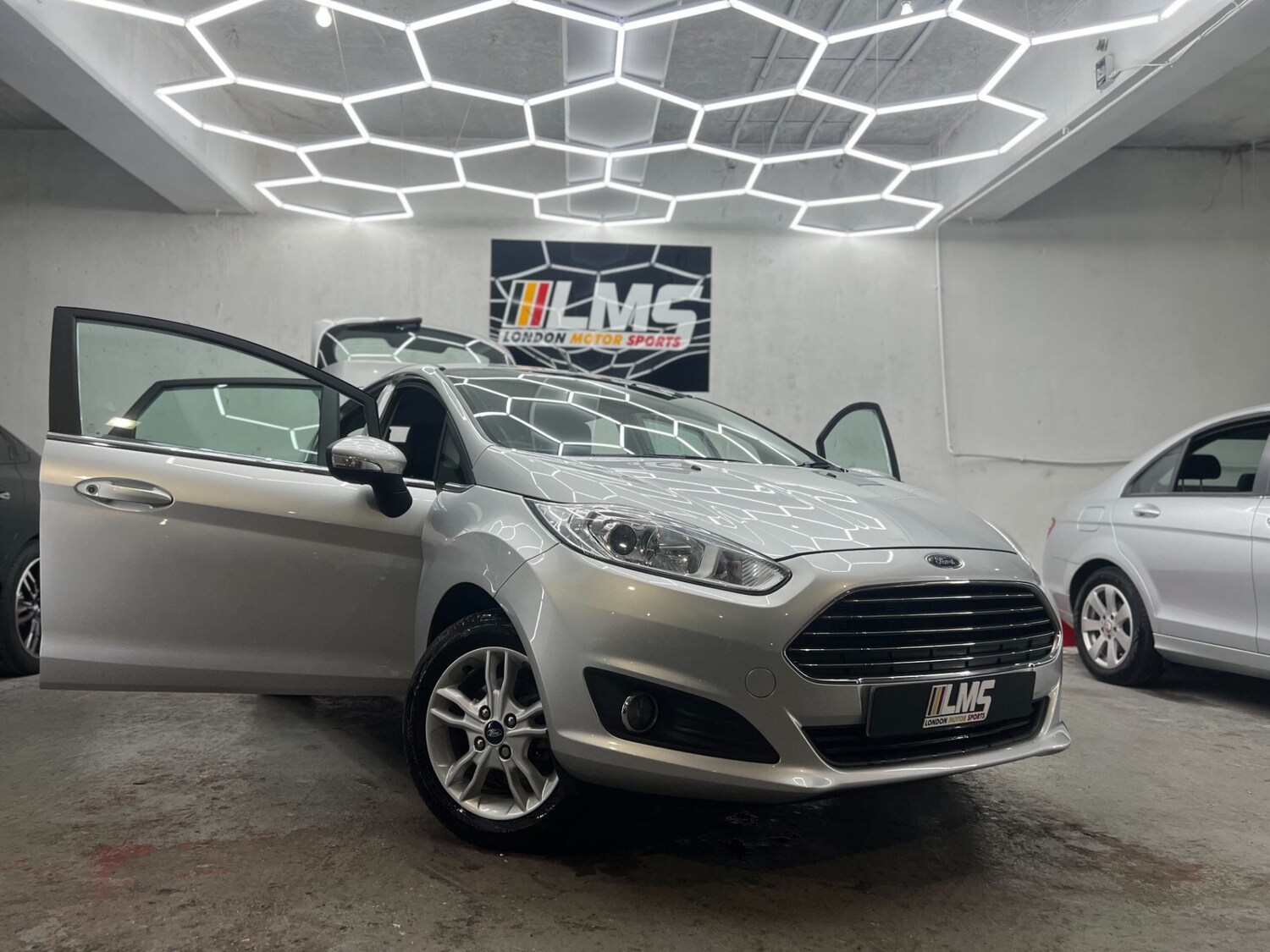 Used Ford Fiesta 2014 for sale - 78152773: Photo 57