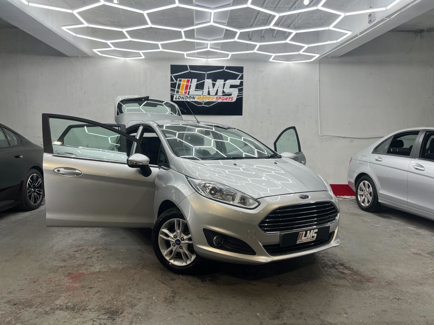 Used Ford Fiesta 2014 for sale - 78152773: Photo 61