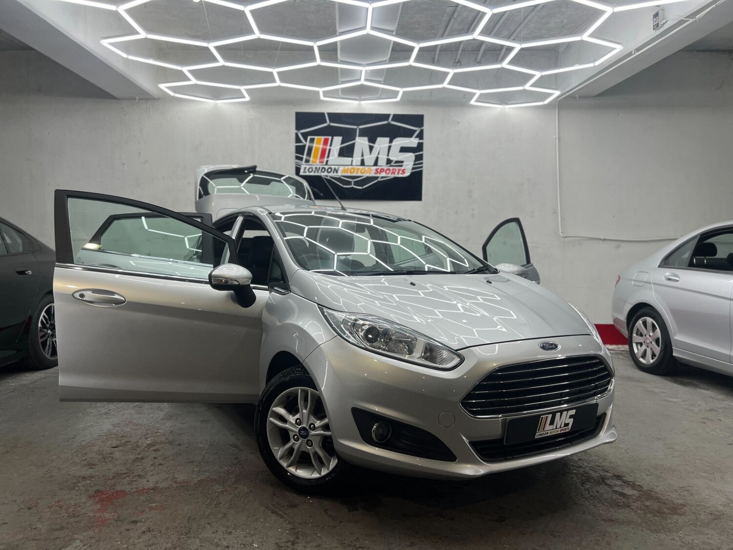 Used Ford Fiesta 2014 for sale - 78152773: Photo 62