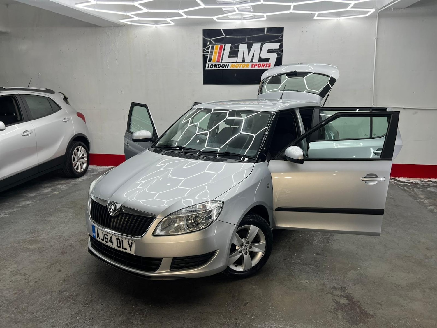 Used Skoda Fabia 2015 for sale - 77233582: Photo 13