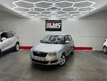 Used Skoda Fabia 2015 for sale - 77233582: Photo
