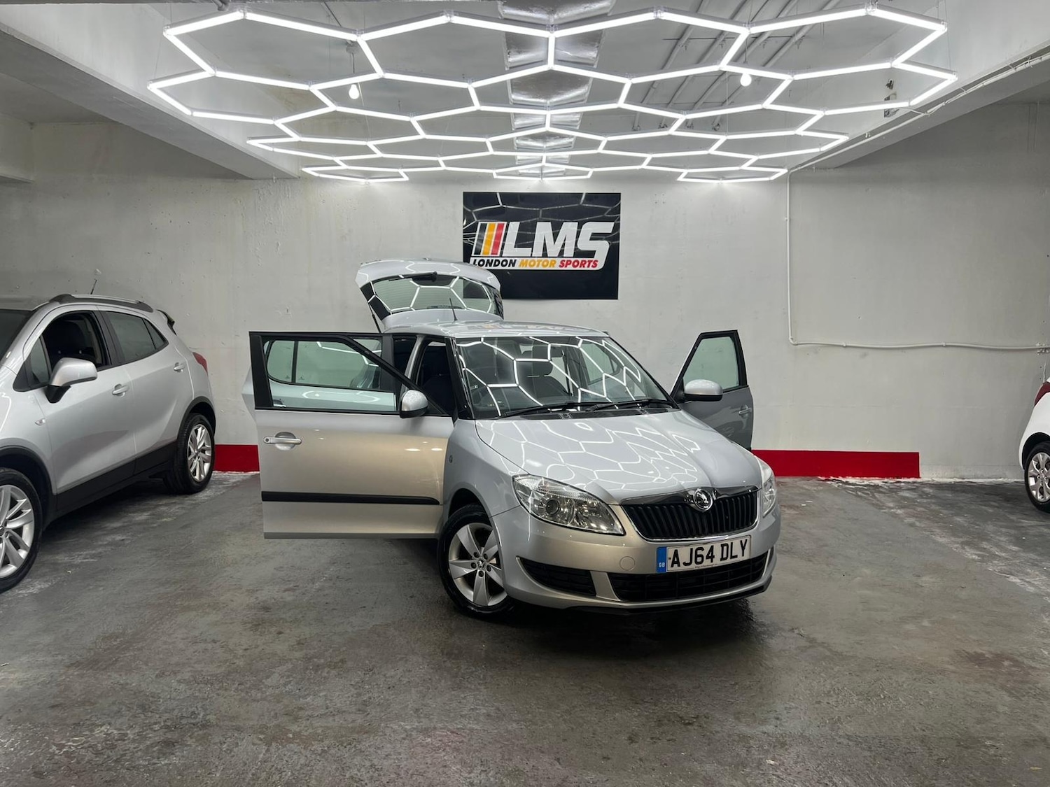 Used Skoda Fabia 2015 for sale - 77233582: Photo 27