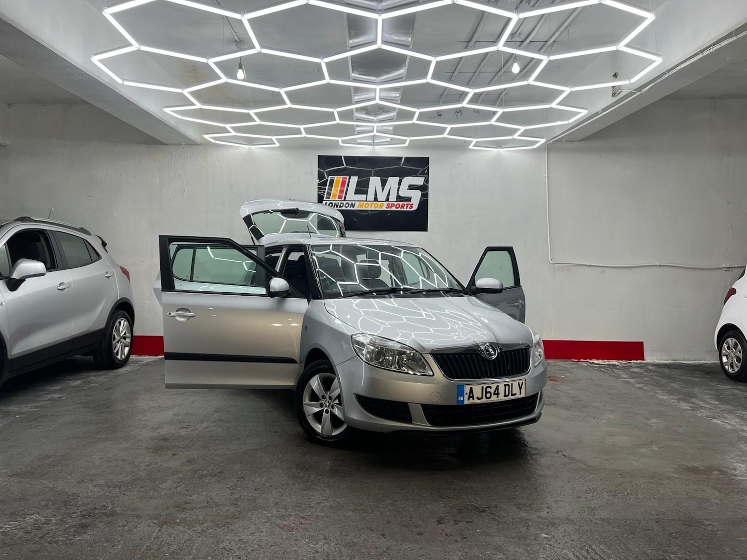 Used Skoda Fabia 2015 for sale - 77233582: Photo 28