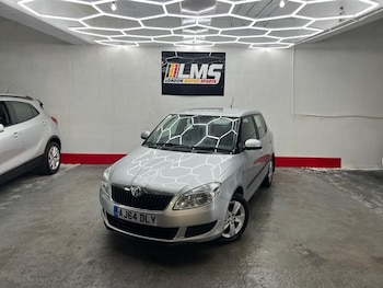 Used Skoda Fabia 2015 for sale - 77233582: Photo
