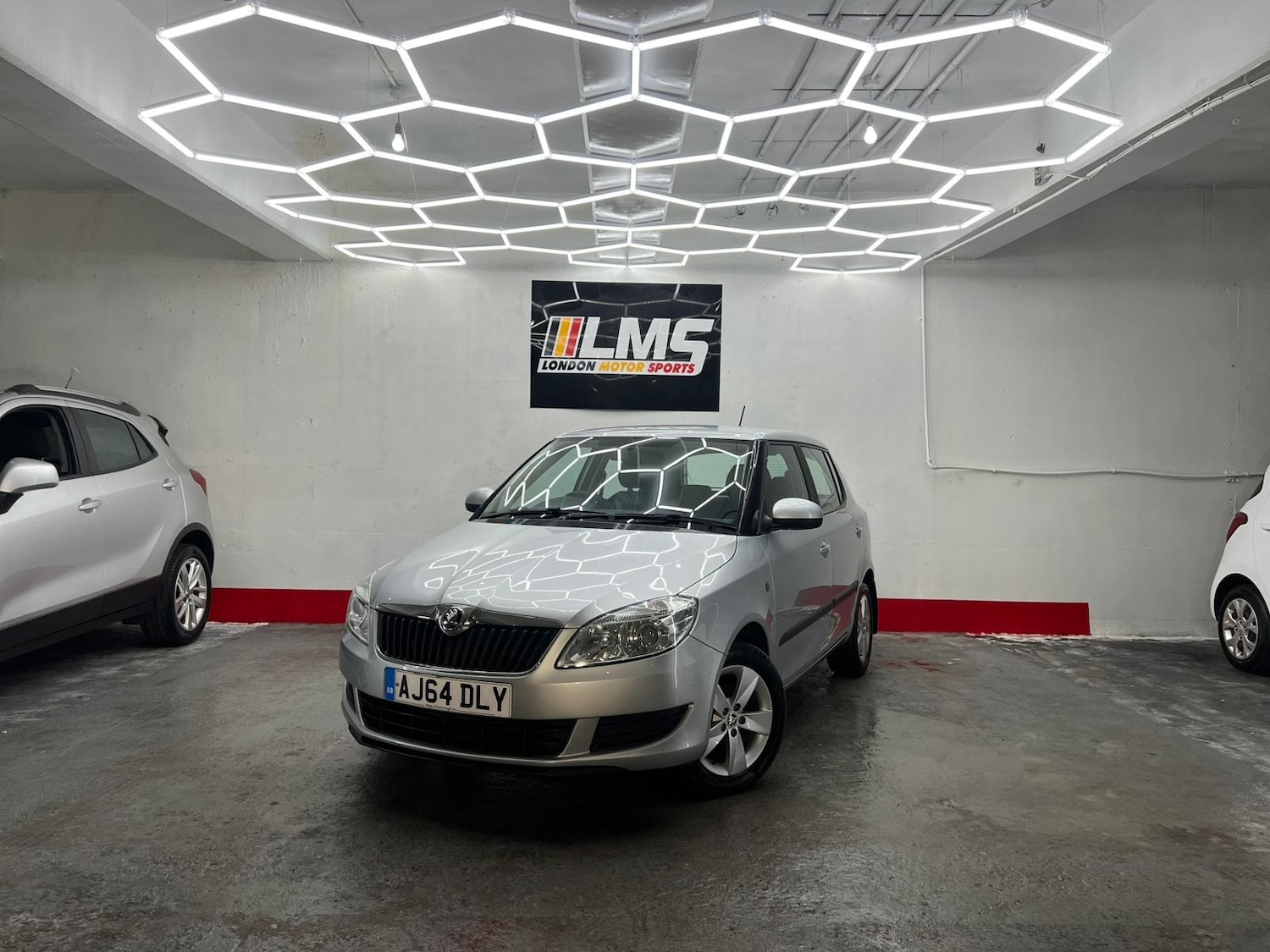 Used Skoda Fabia 2015 for sale - 77233582: Photo 3