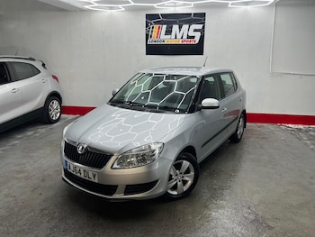 Used Skoda Fabia 2015 for sale - 77233582: Photo