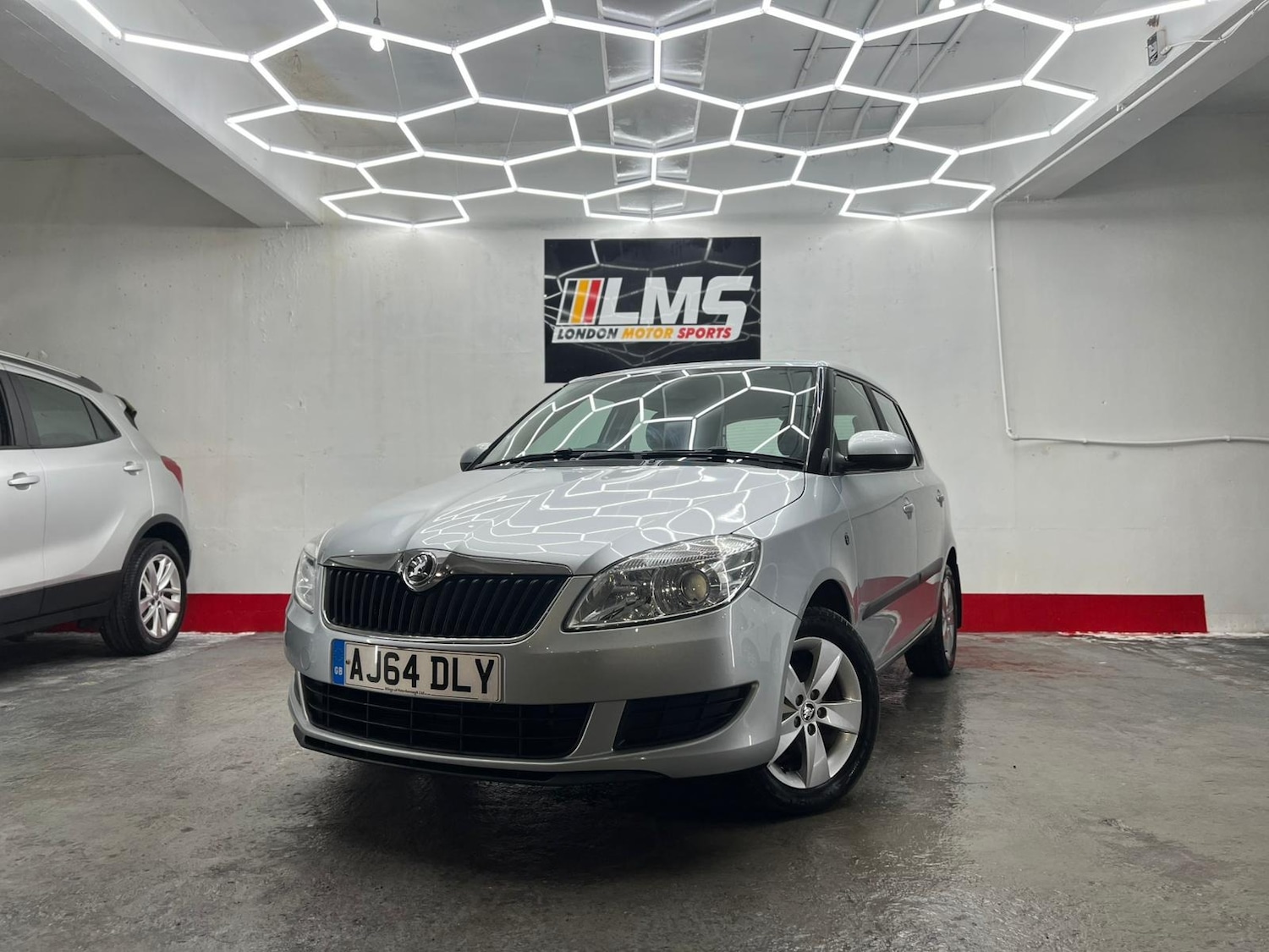 Used Skoda Fabia 2015 for sale - 77233582: Photo 5