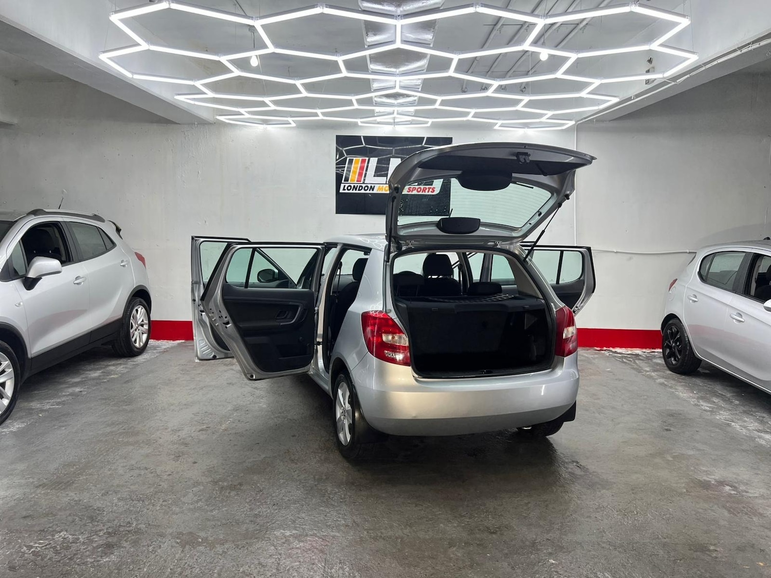 Used Skoda Fabia 2015 for sale - 77233582: Photo 62