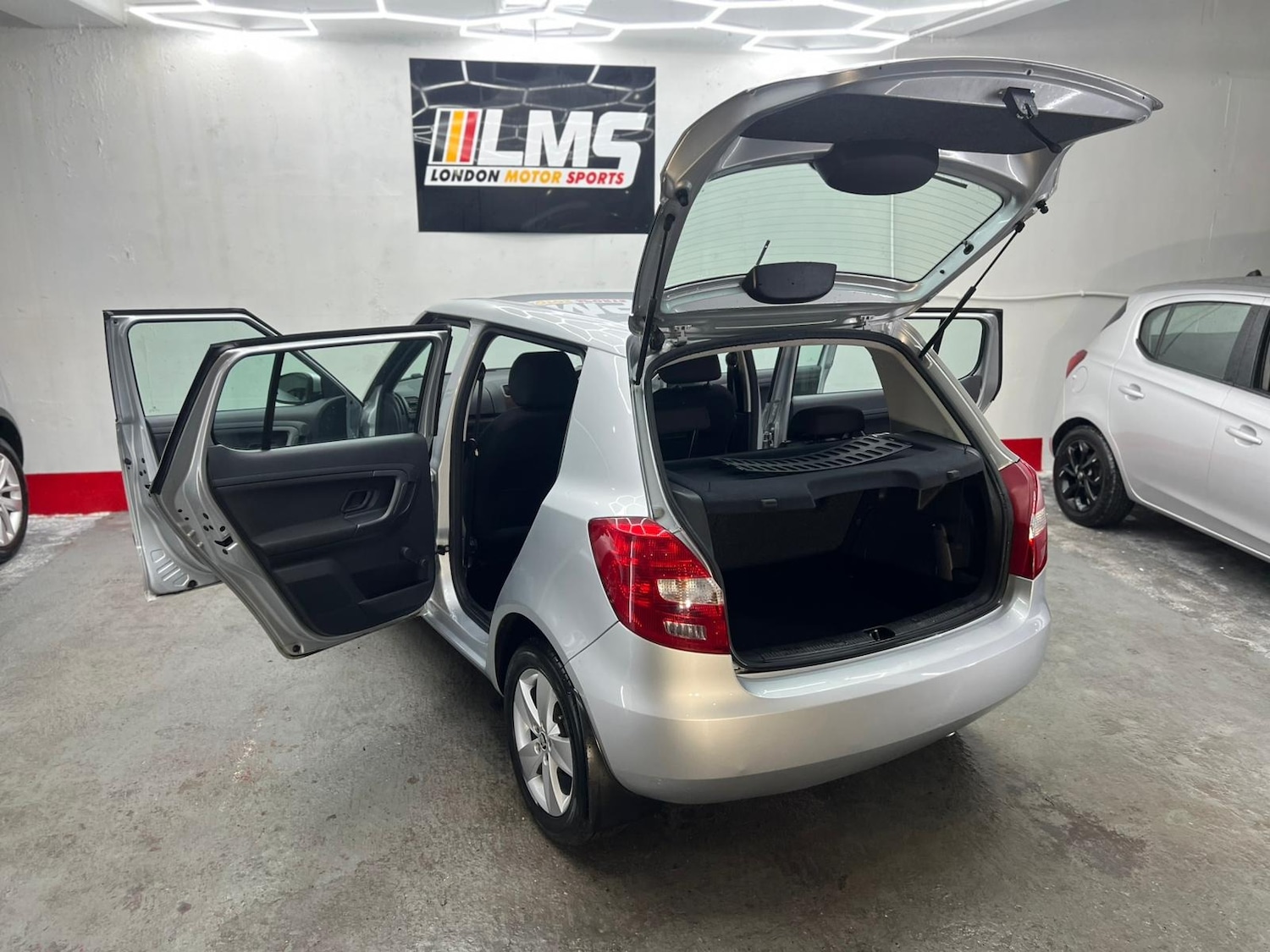 Used Skoda Fabia 2015 for sale - 77233582: Photo 64