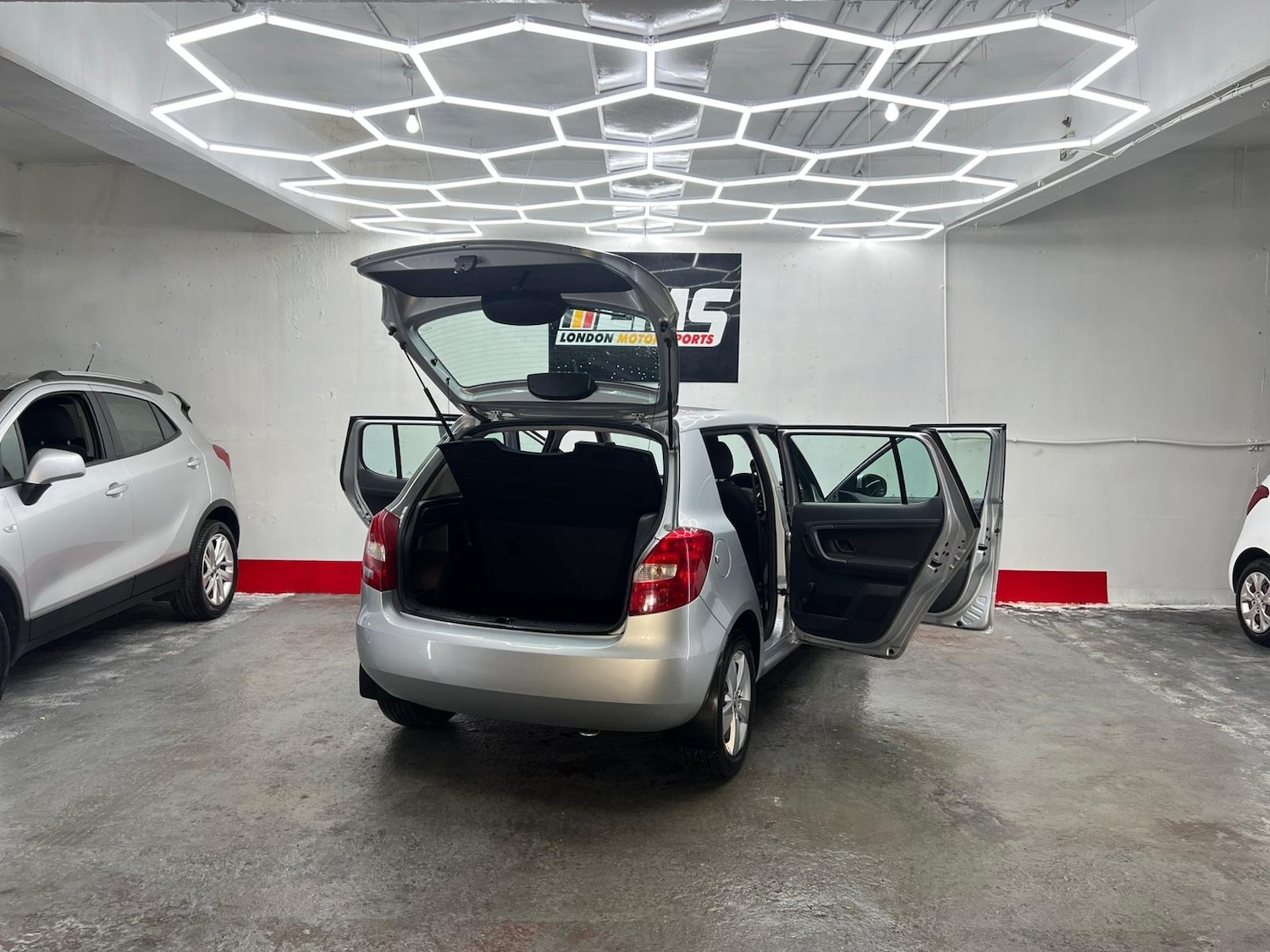 Used Skoda Fabia 2015 for sale - 77233582: Photo 77