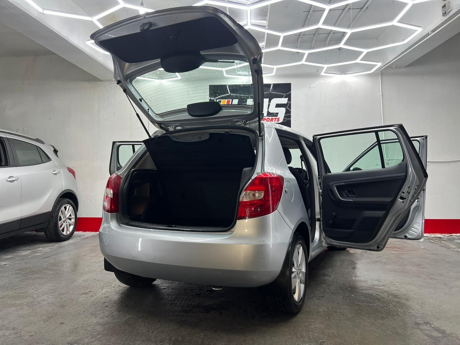 Used Skoda Fabia 2015 for sale - 77233582: Photo 80