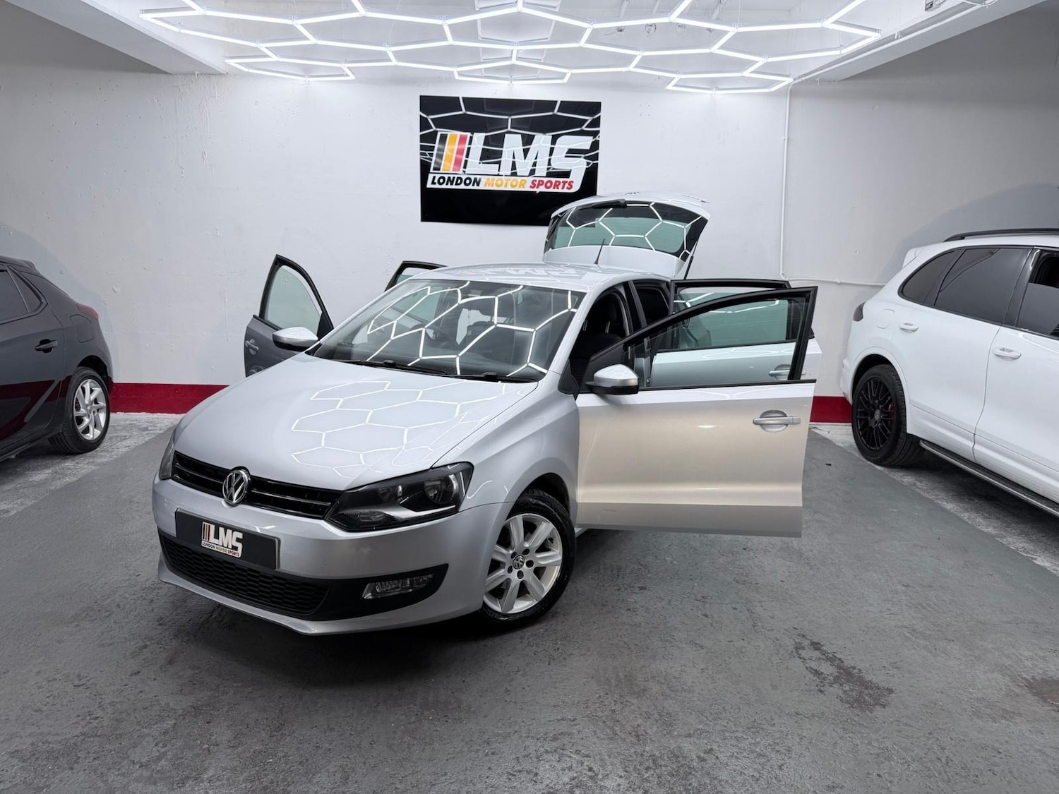 Used Volkswagen Polo 2013 for sale - 76233894: Photo 36