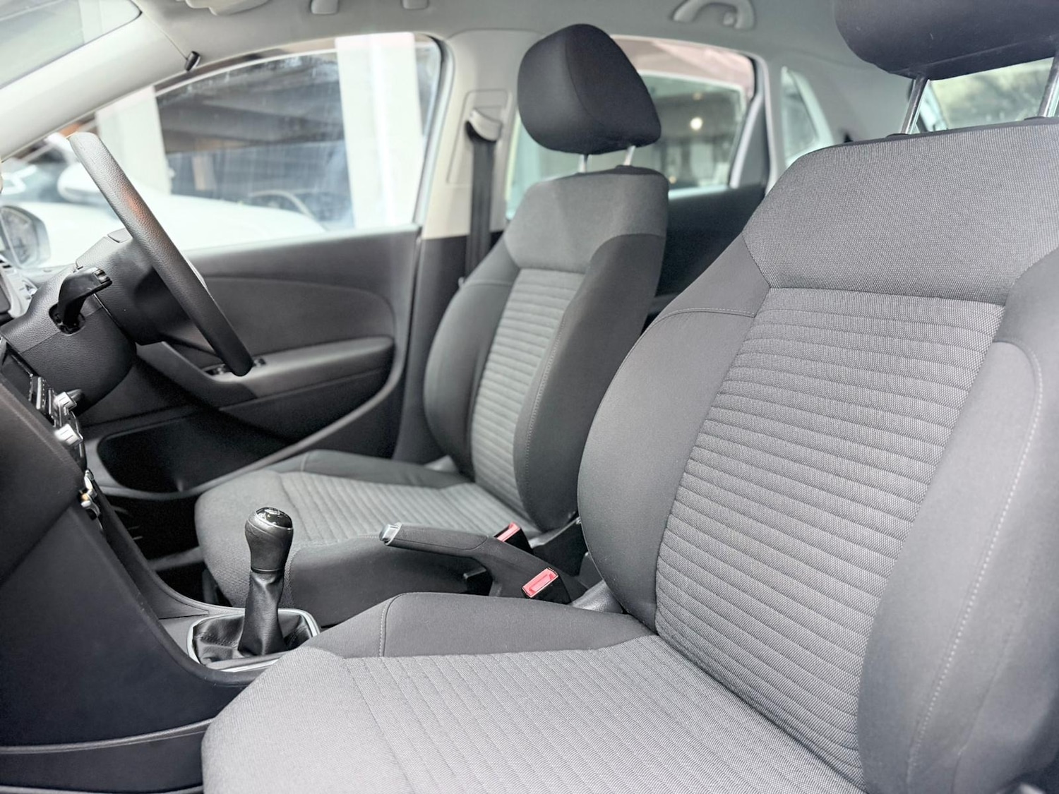 Used Volkswagen Polo 2013 for sale - 76233894: Photo 39