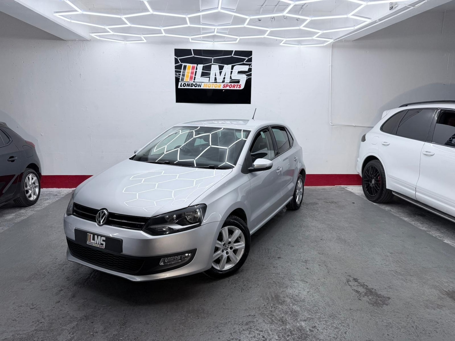 Used Volkswagen Polo 2013 for sale - 76233894: Photo 4